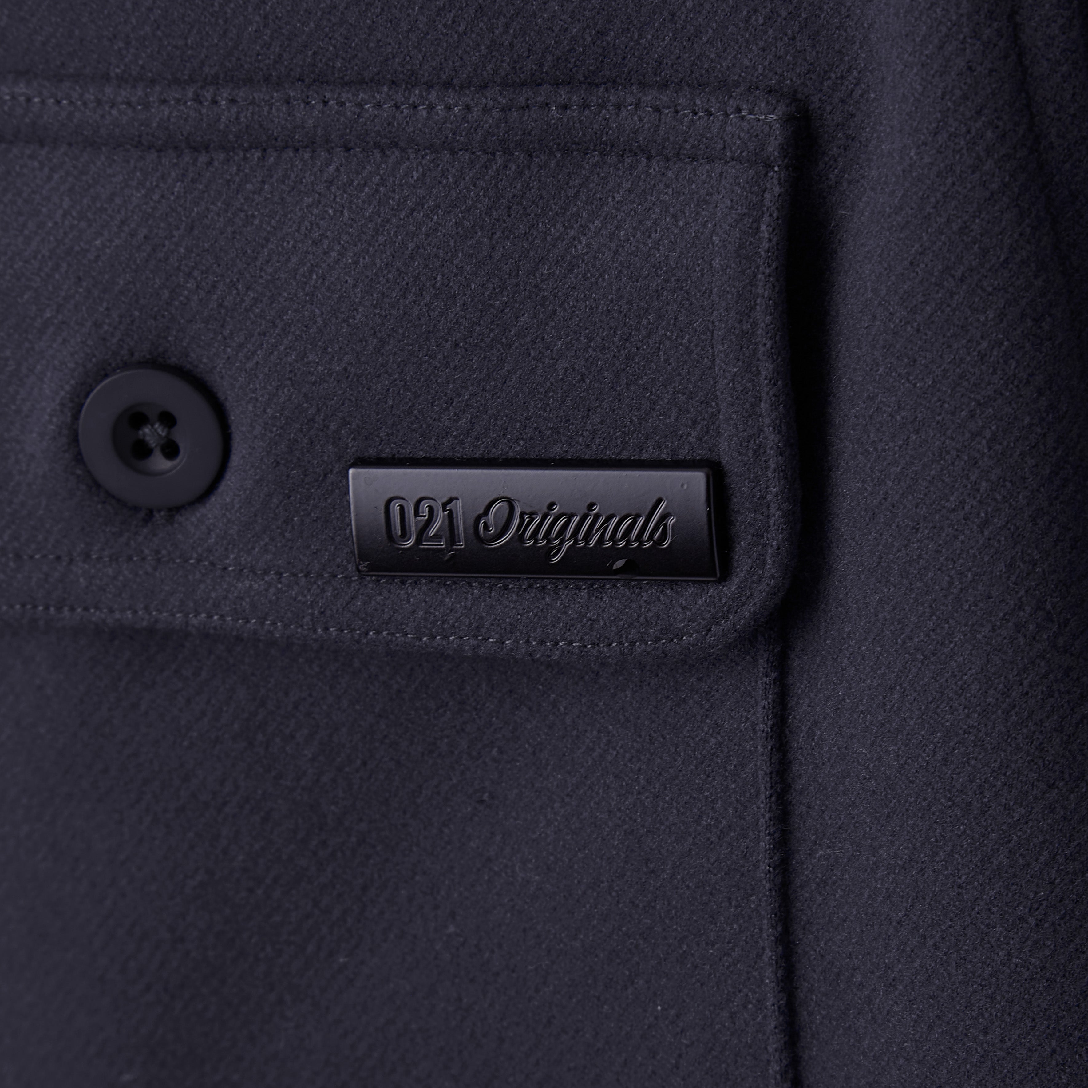 021 ESSENTIAL OVERSHIRT - GRAPHITE