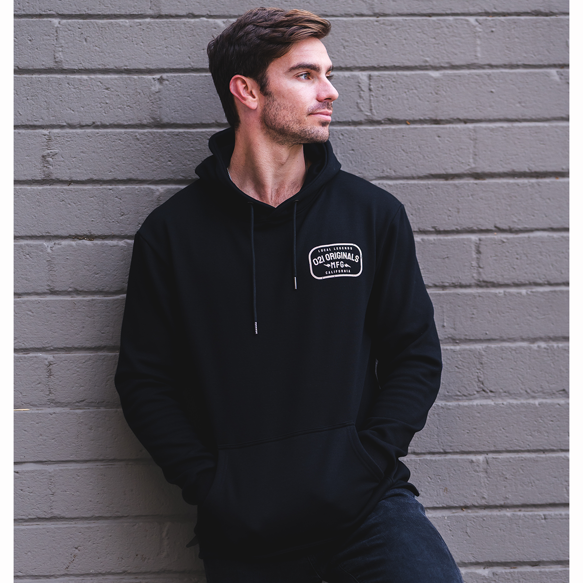 LOCAL MFG SPLIT-HEM HOODIE - BLACK