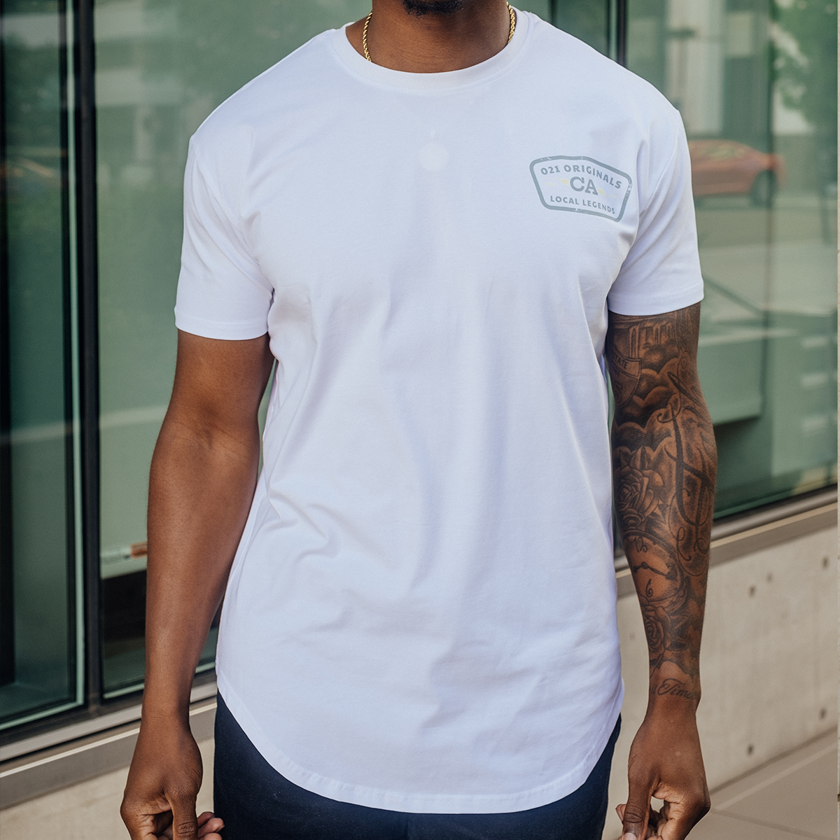 CA LEGENDS DROP-CUT T-SHIRT - WHITE