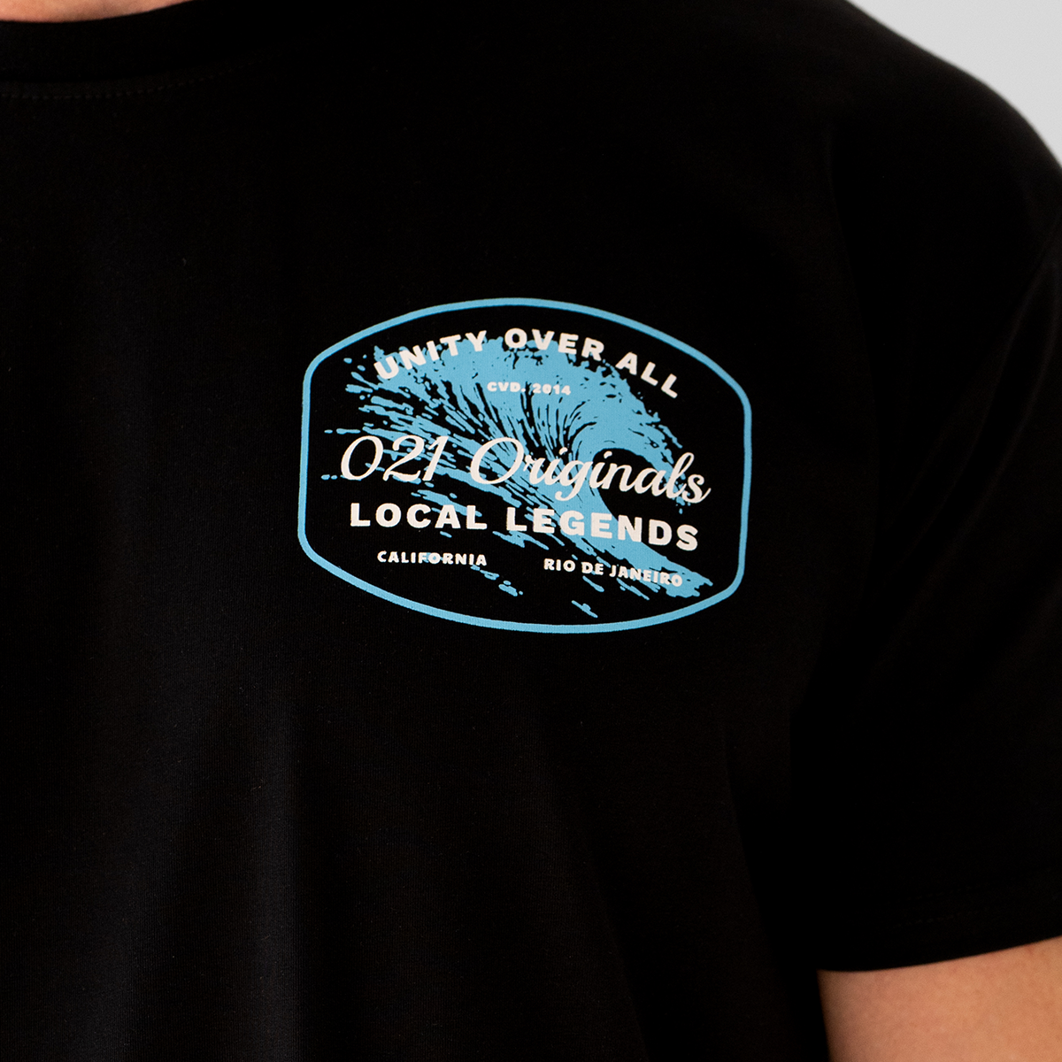STAY WAVY DROP-CUT T-SHIRT - BLACK