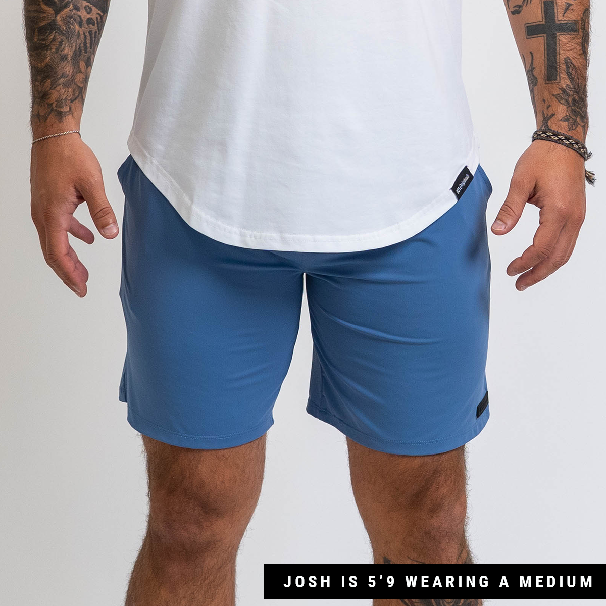 VERSA SHORTS - COBALT BLUE
