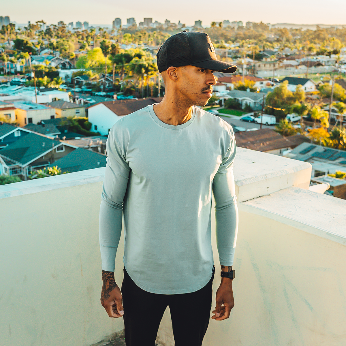 021 ESSENTIAL DROP-CUT LONG SLEEVE - SEA FOAM