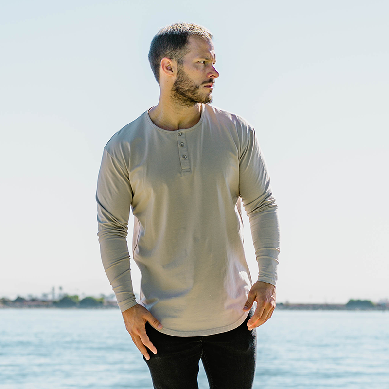 021 ESSENTIAL DROP-CUT LONG SLEEVE HENLEY - CEMENT