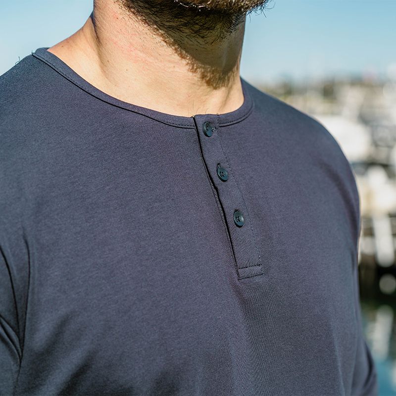 021 ESSENTIAL DROP-CUT LONG SLEEVE HENLEY - NAVY