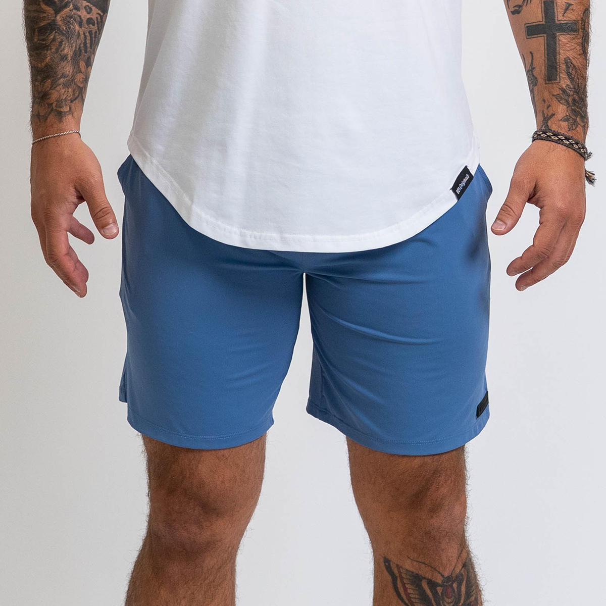 VERSA SHORTS - COBALT BLUE