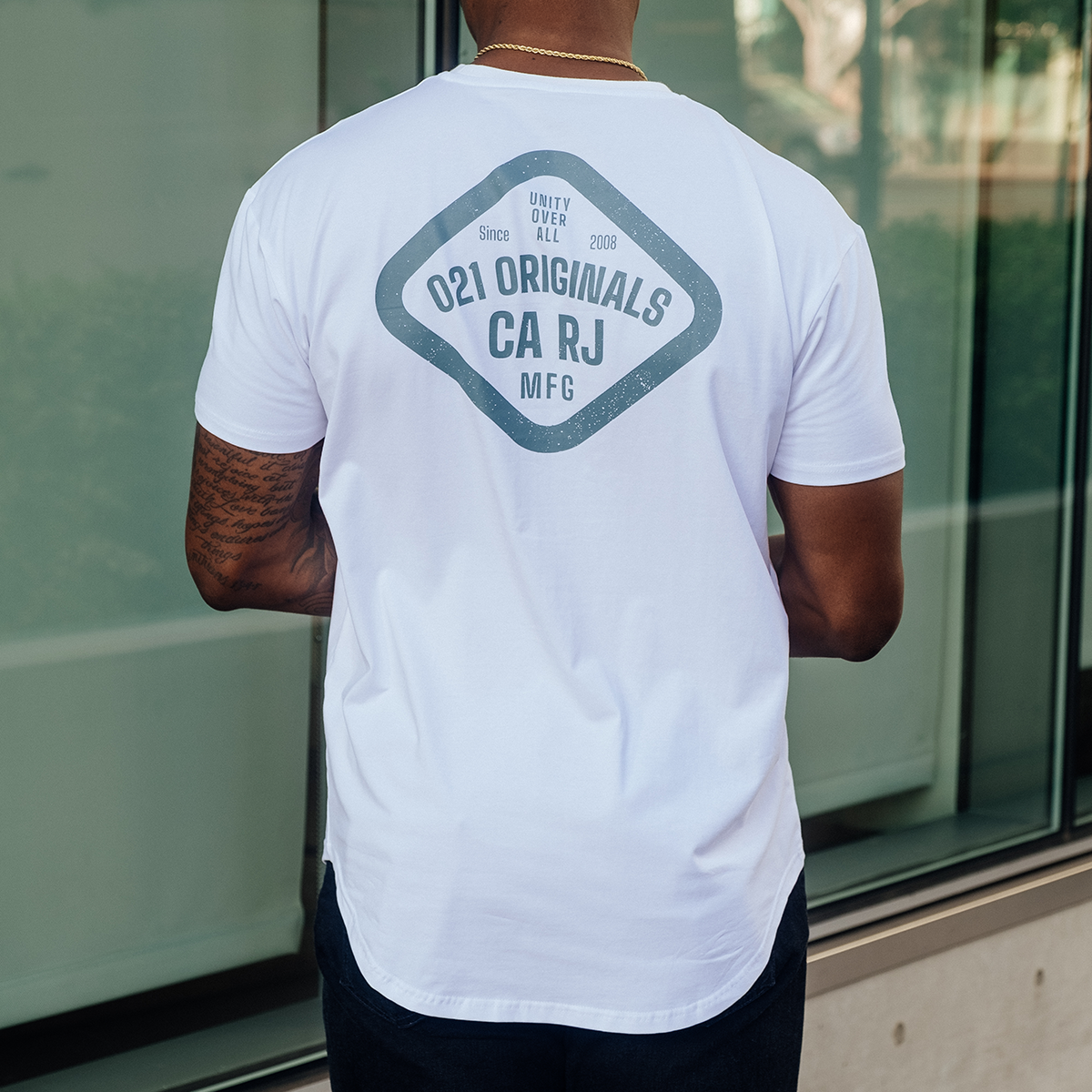 TRIFECTA DROP-CUT T-SHIRT - WHITE