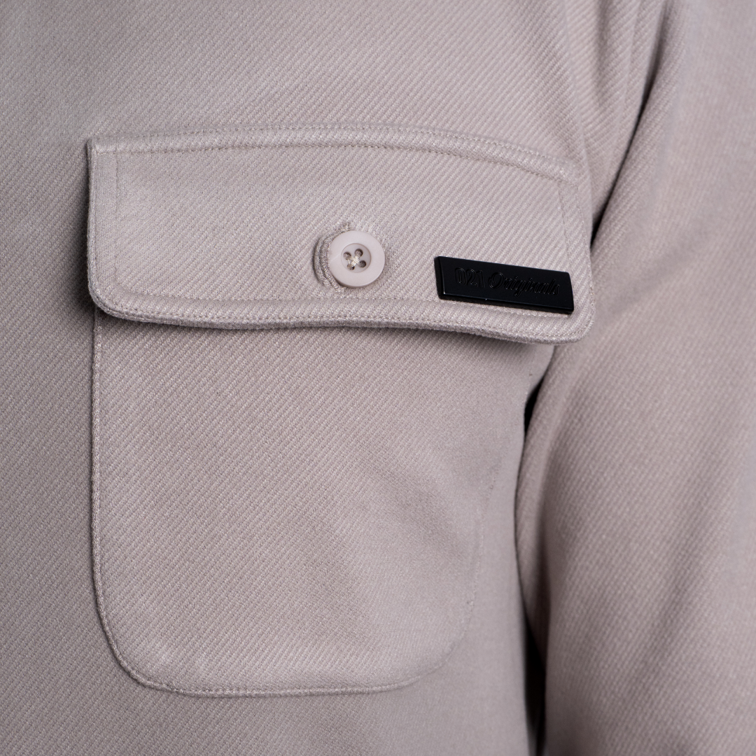 021 ESSENTIAL OVERSHIRT - CEMENT