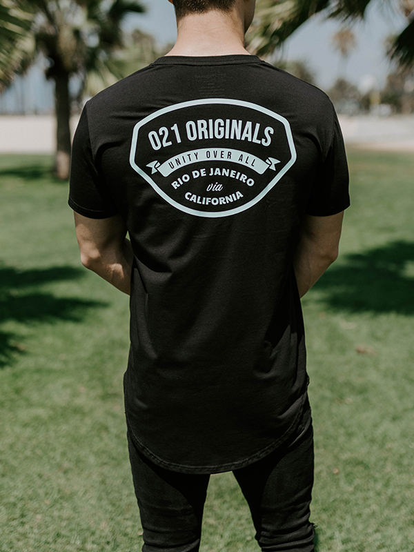 UNITY SCROLL DROP-CUT T-SHIRT - BLACK