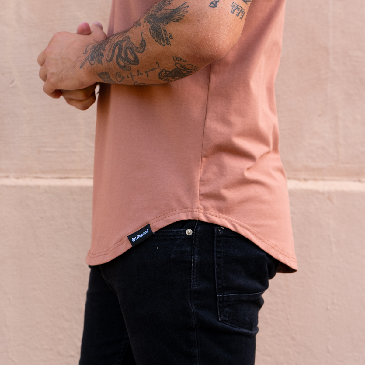 021 ESSENTIAL DROP-CUT POLO - CLAY