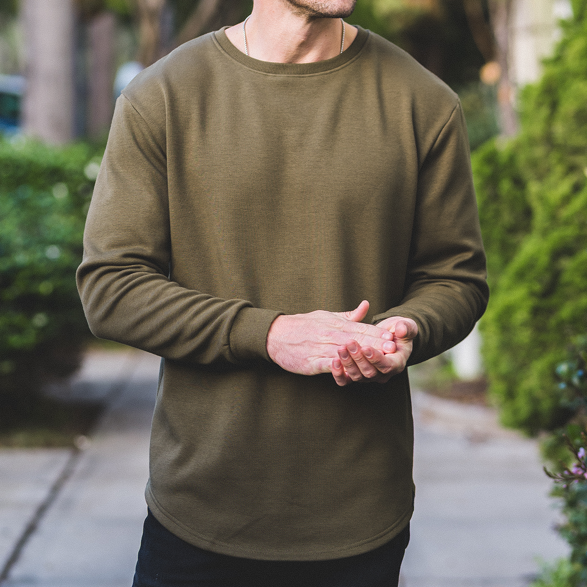 021 ESSENTIAL DROP CUT CREWNECK - OD GREEN