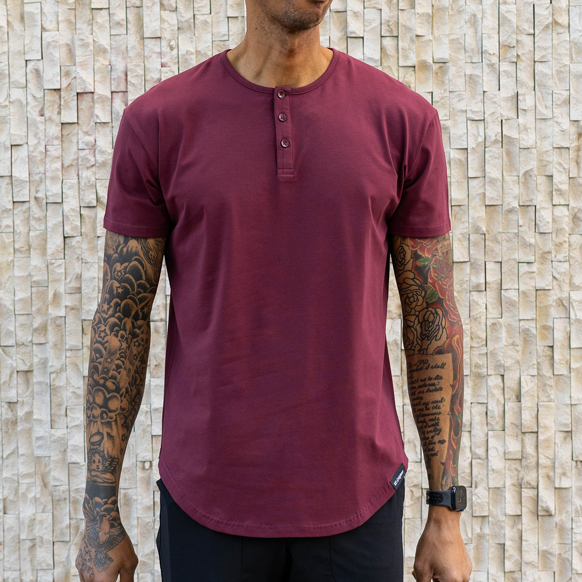 021 ESSENTIAL DROP-CUT HENLEY - MAROON
