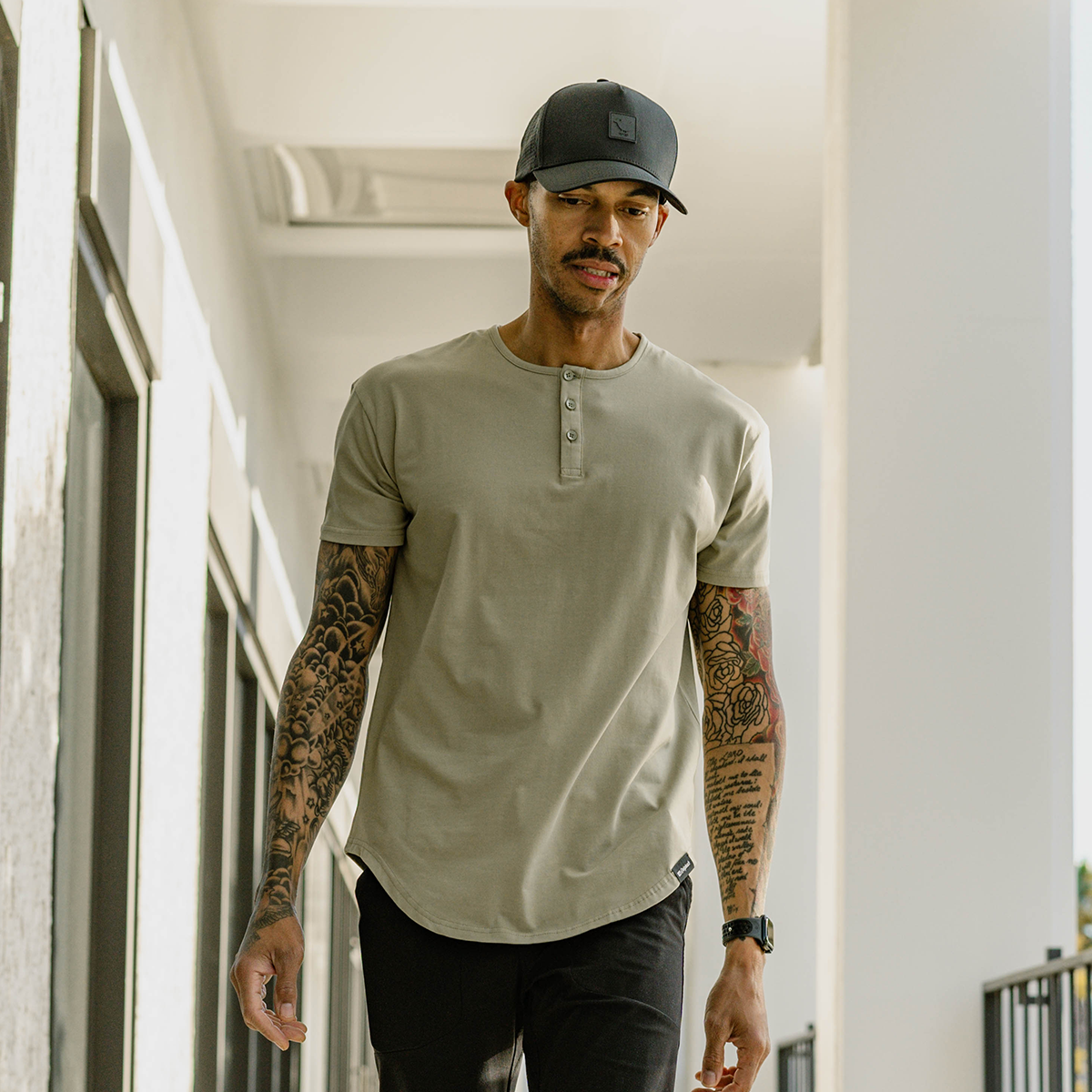 021 ESSENTIAL DROP-CUT HENLEY - OLIVE GREEN