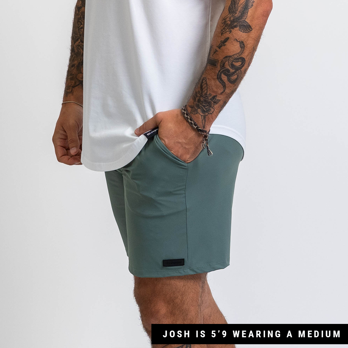 VERSA SHORTS - SEA GREEN