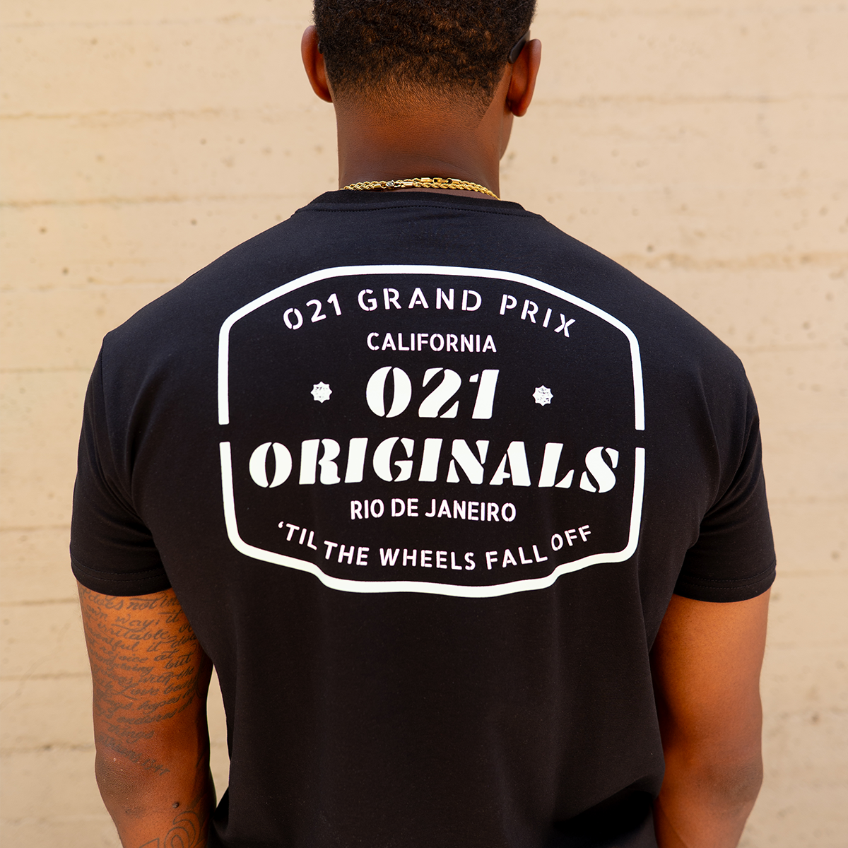 GRAND PRIX DROP-CUT T-SHIRT - BLACK