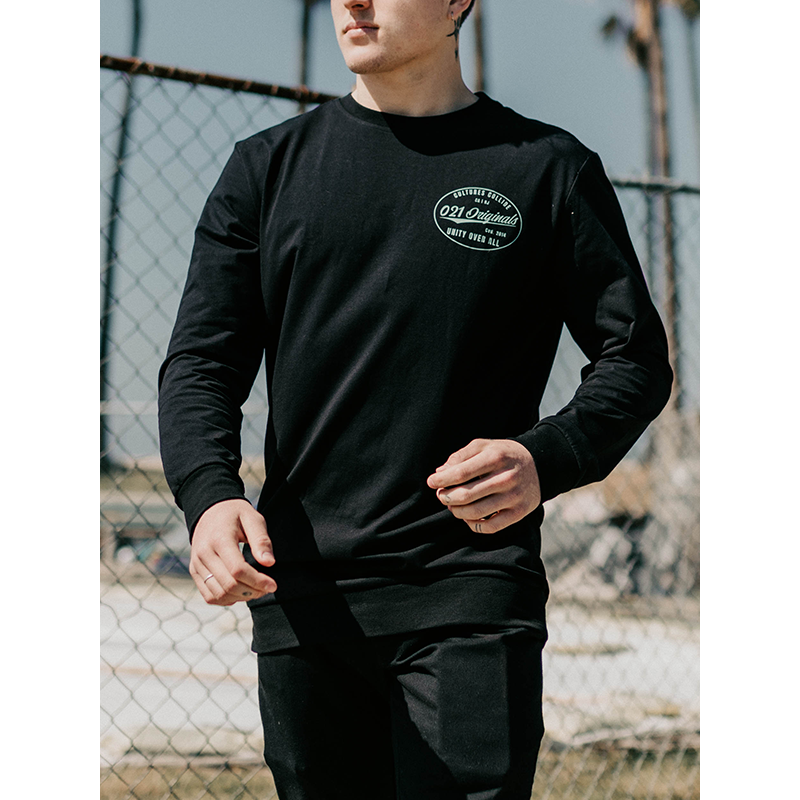 OVAL STAMP CREWNECK - BLACK